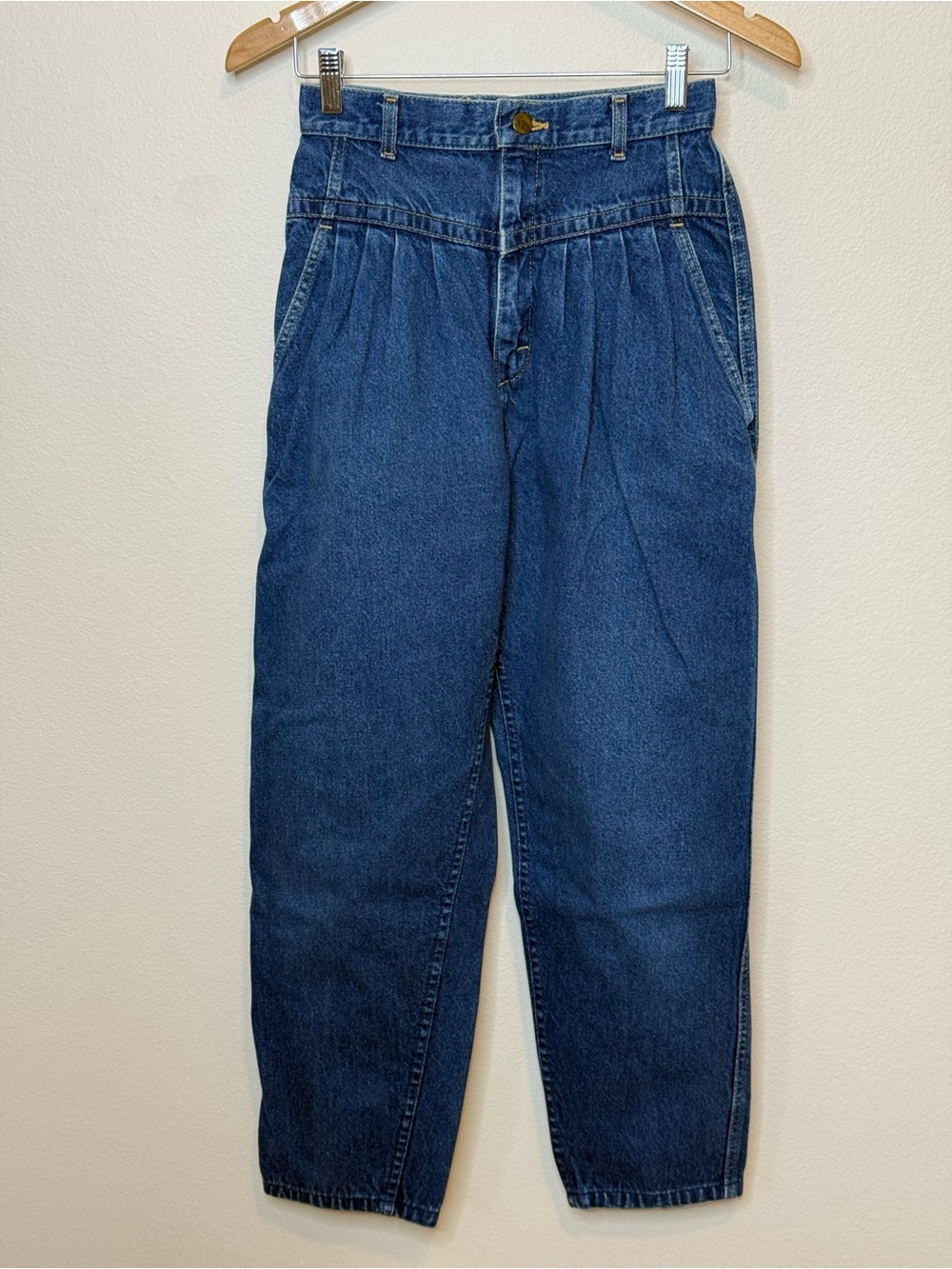 Vintage Lee 90’s High Waisted Tapered Leg Jean 9